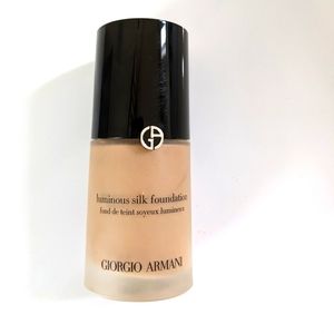 Giorgio Armani Luminous Silk Foundation - Shade 5.75